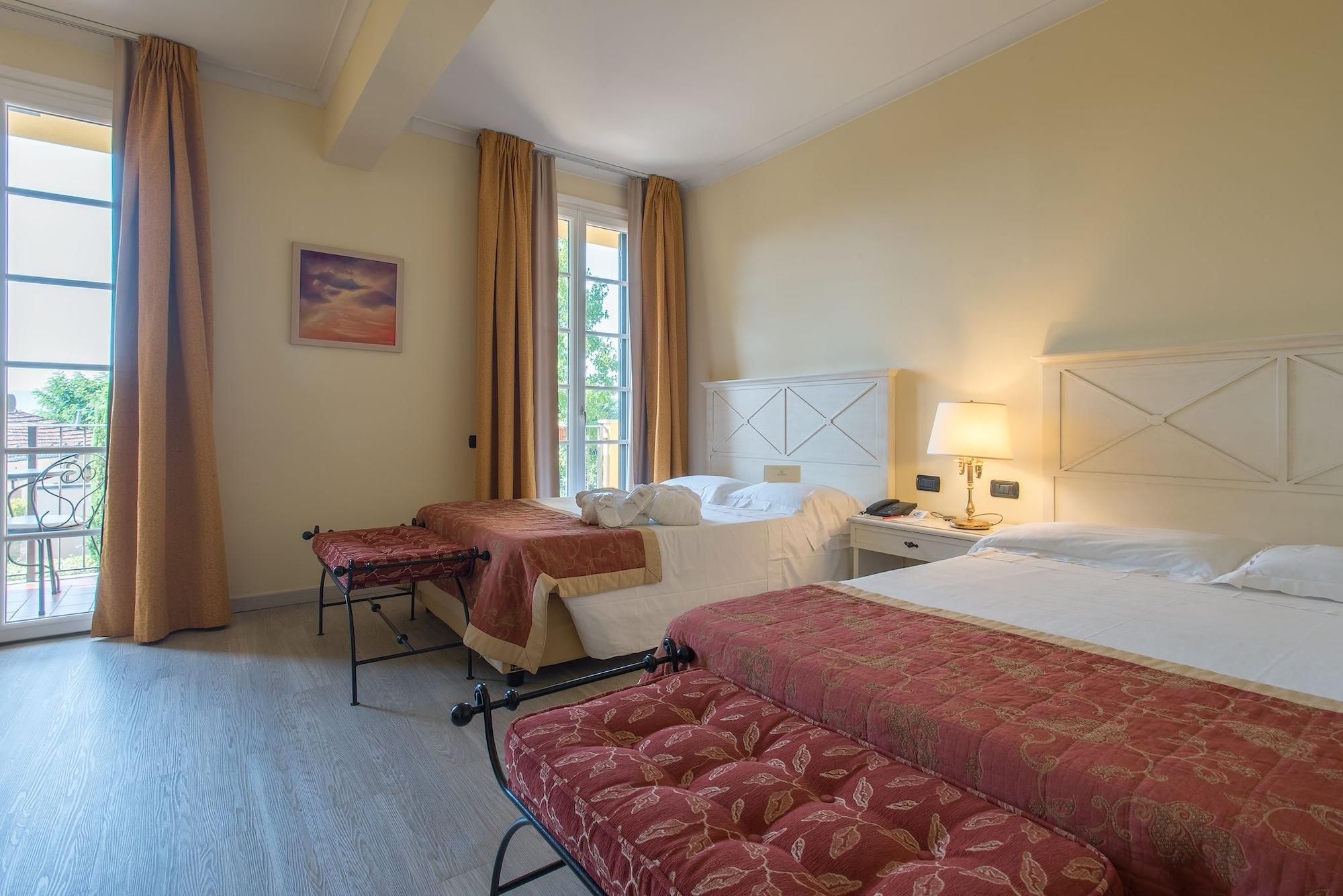 Hotel Villa Cappugi ปิสโตยา ภายนอก รูปภาพ